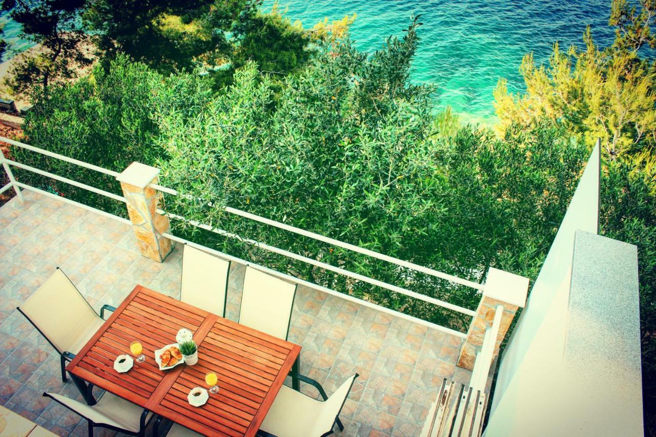 O Sole Apartment With Private Beach Округ-Доньи Экстерьер фото