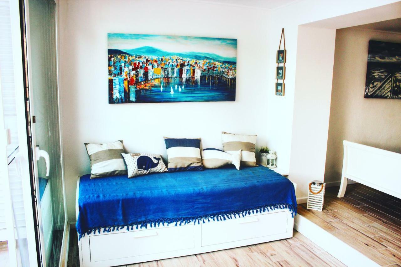 O Sole Apartment With Private Beach Округ-Доньи Экстерьер фото
