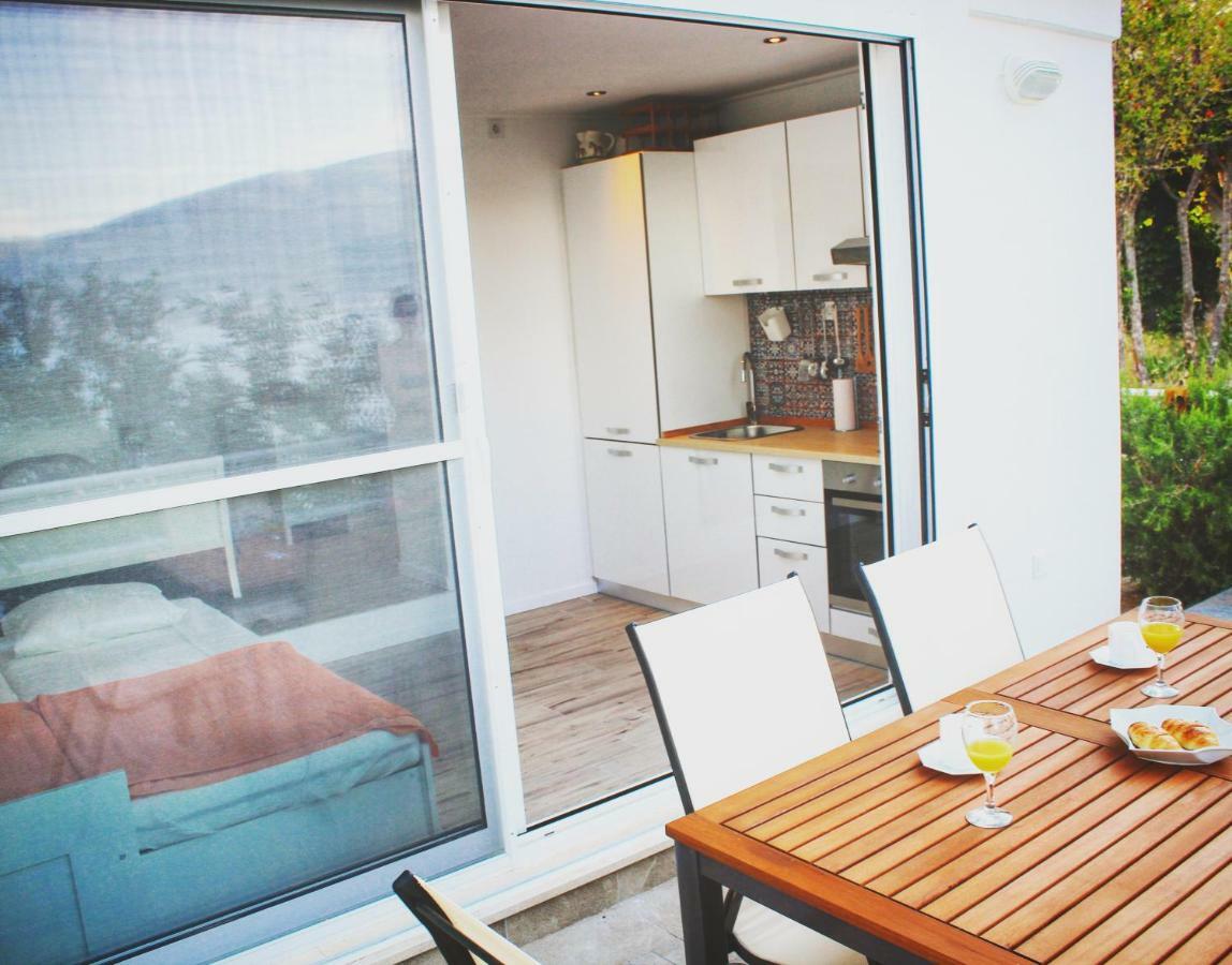 O Sole Apartment With Private Beach Округ-Доньи Экстерьер фото